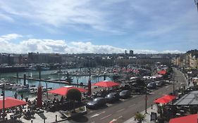 Entre Port Et Plage